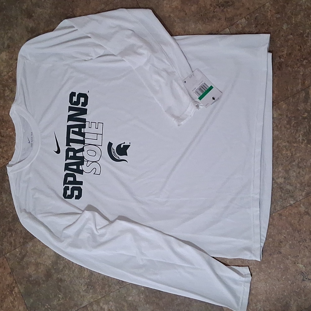 New. Nike Dri Fit Michigan State Spartans Sole Long Sleeve Shirt. Size XL.